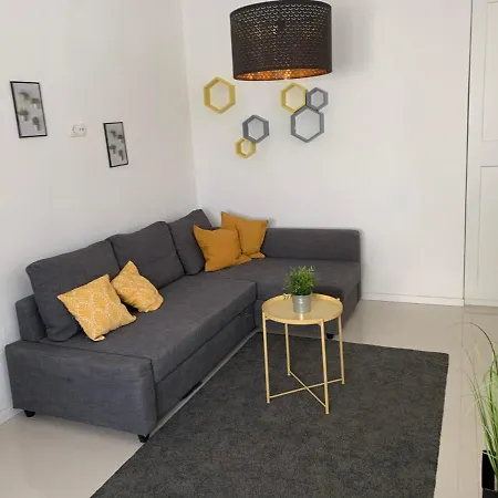 Luce 아파트 트로기르