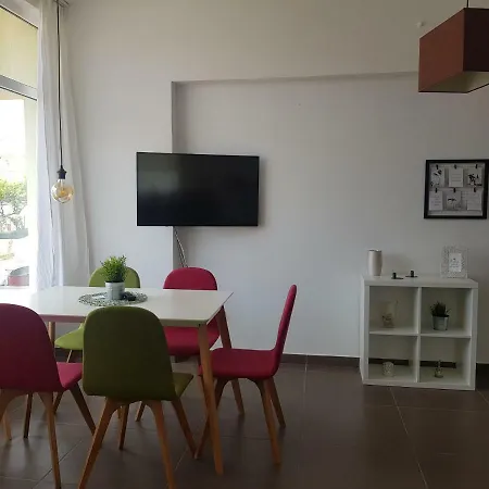 Luce Διαμέρισμα Τρογκίρ