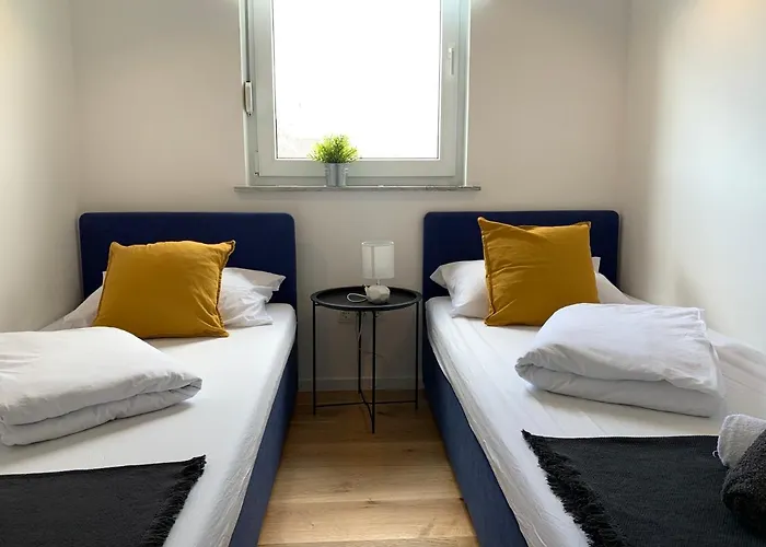 Luce דירה טרוגיר